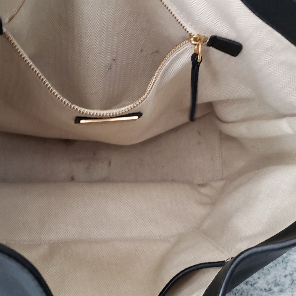 Tory Burch Lg Miller Black Leather Shoulder Bag - Picture 8 of 10